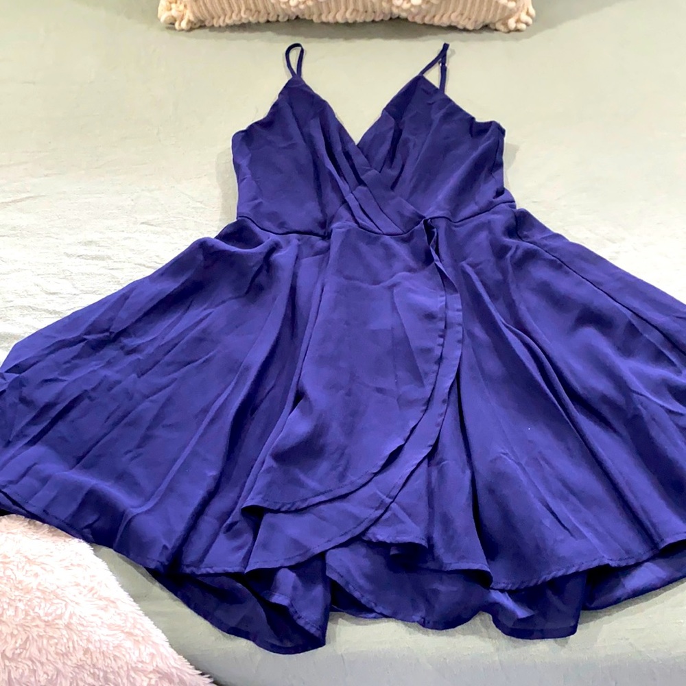 Worn once! Navy strap short dress